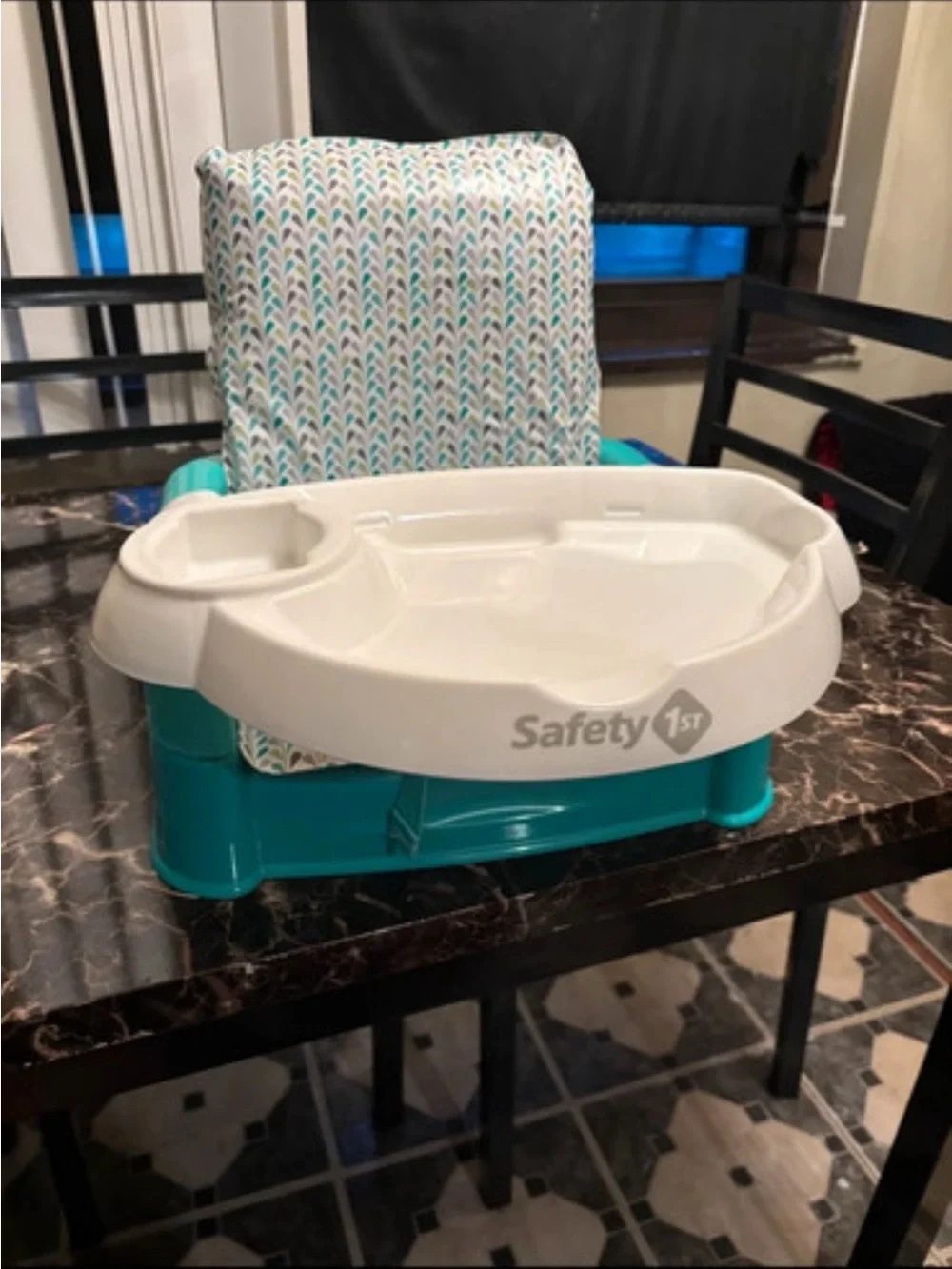 Safety 1st Teal Portable Booster Seat with White Tray